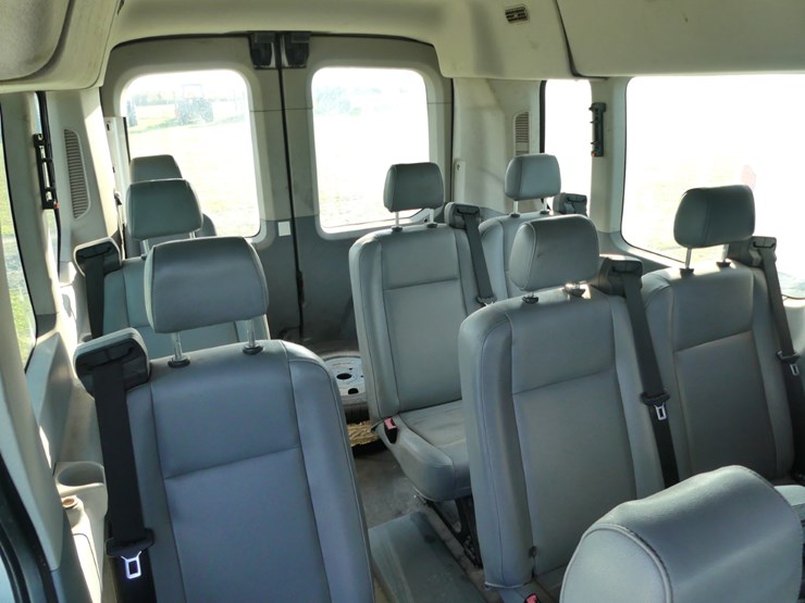 2017-ford-transit-image-7