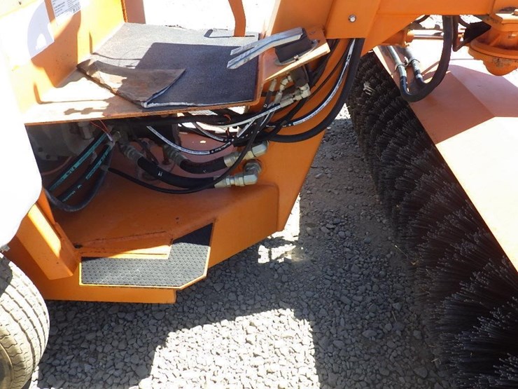 broce-bw260-image-17