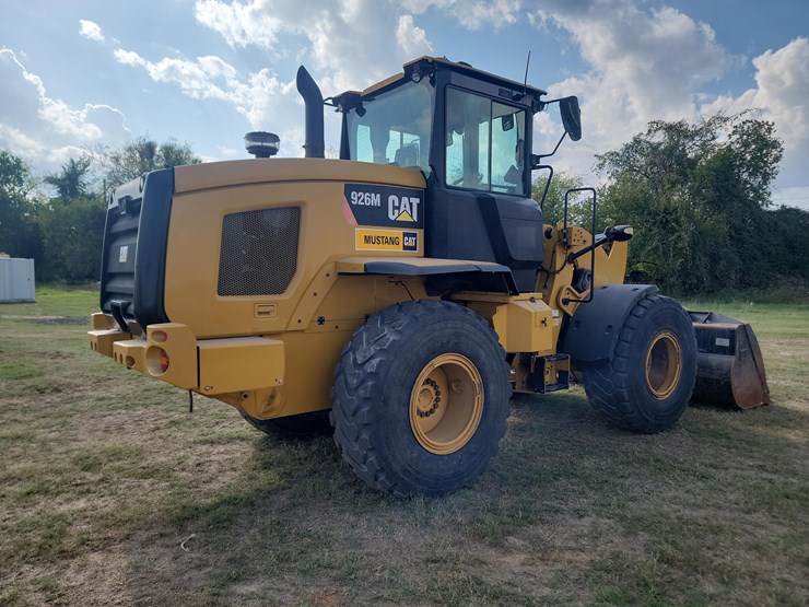 caterpillar-926-image-4