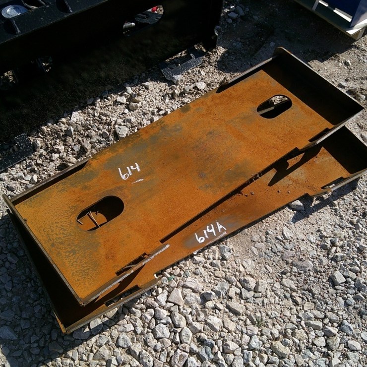 (1) PLATE F/ SKID STEER