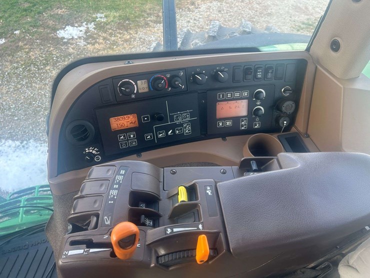 john-deere-8530-image-10