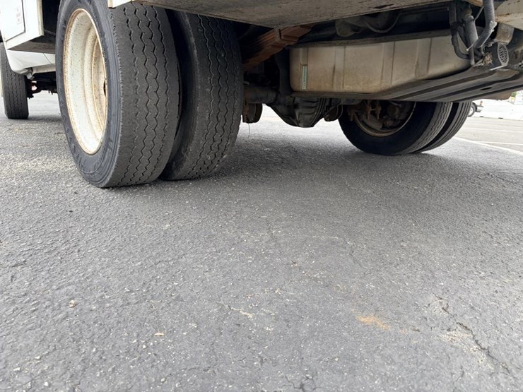 2004-ford-f450-image-6