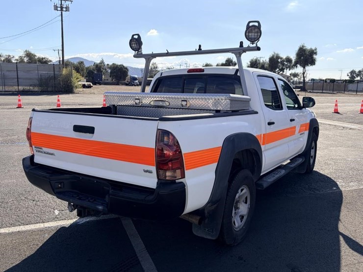 toyota-tacoma-image-3