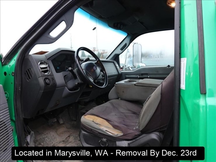 2013-ford-f650-image-16