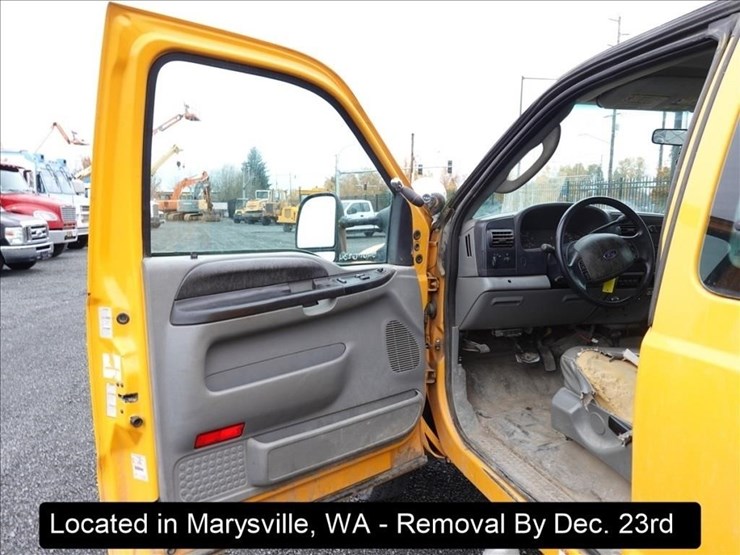 2005-ford-f450-image-9