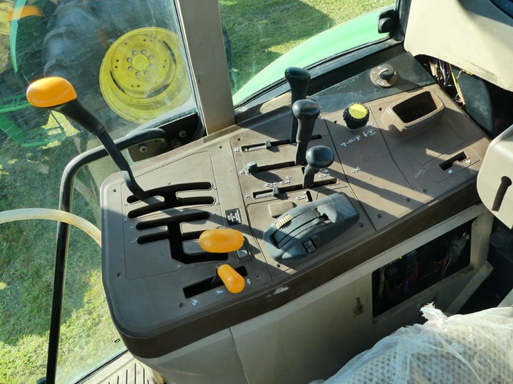 john-deere-6125-image-12