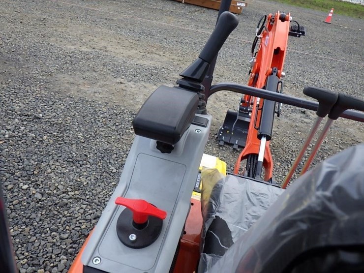 2025-sdlanch-sdle18p-hydraulic-excavator-image-23