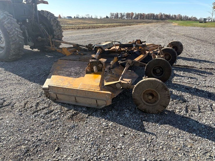 15'-woods-d315-batwing-rotary-mower-image-1