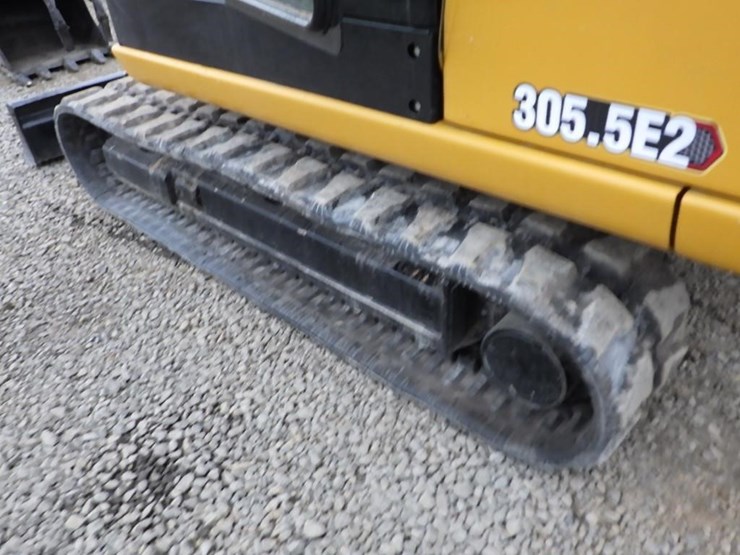 caterpillar-305.5e2-image-32
