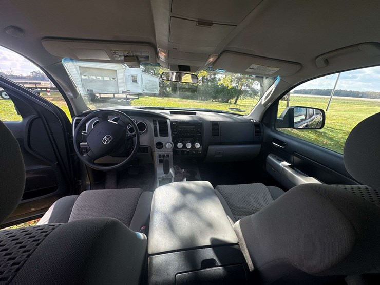 toyota-tundra-image-3