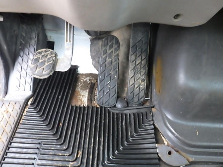 1999-ford-sterling-s/a-water-truck-image-33