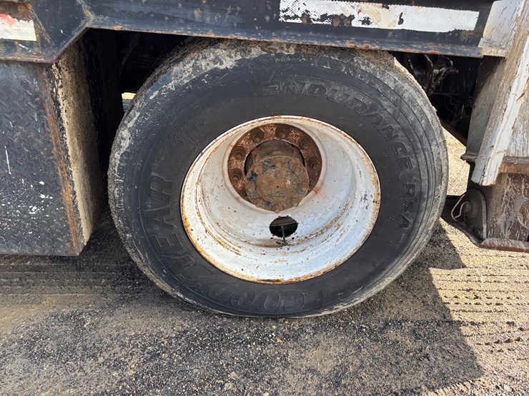 international-4300-image-13