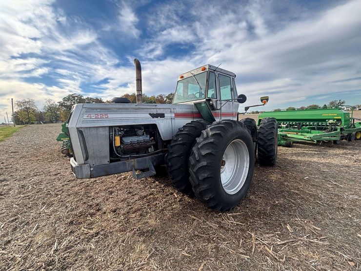 1986-white-4-225-image-22