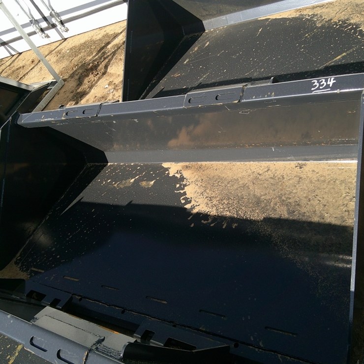 WOLVERINE 74" BUCKET F/ SKID STEER