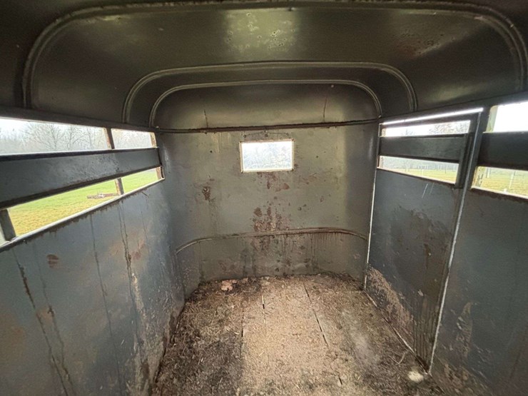 12ft-monarch-livestock-trailer-image-15