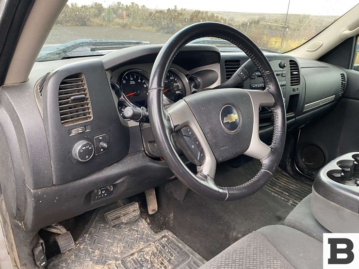 2008-chevrolet-2500-image-31