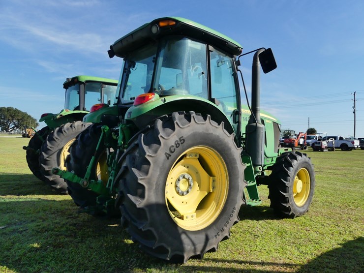 john-deere-6105e-image-4