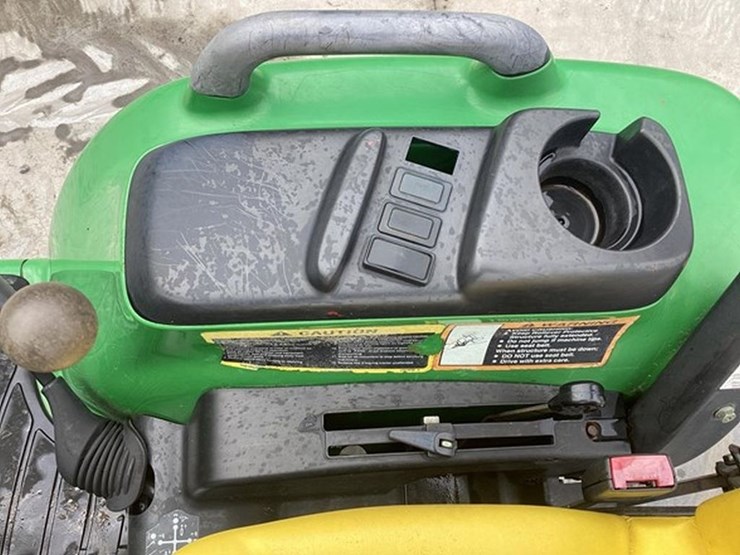 john-deere-3120-image-15