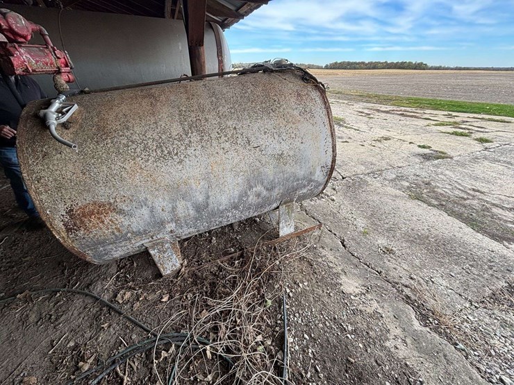 steel-gas-tank-w/-electric-pump-image-1