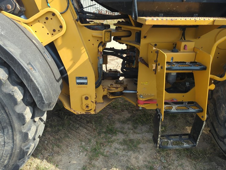 2019-caterpillar-930-image-7