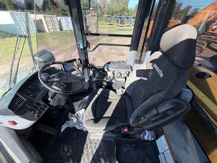 2020-komatsu-wa320-8-image-15