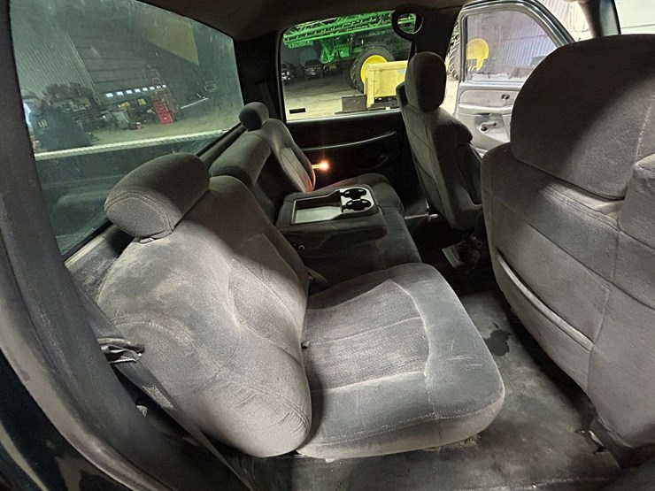 2001-chevrolet-2500-image-25