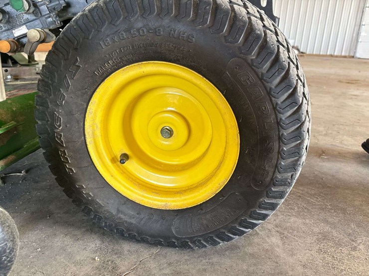 john-deere-x740-image-12