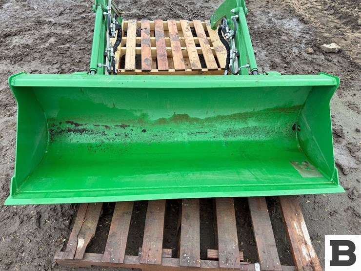 john-deere-300e-image-10