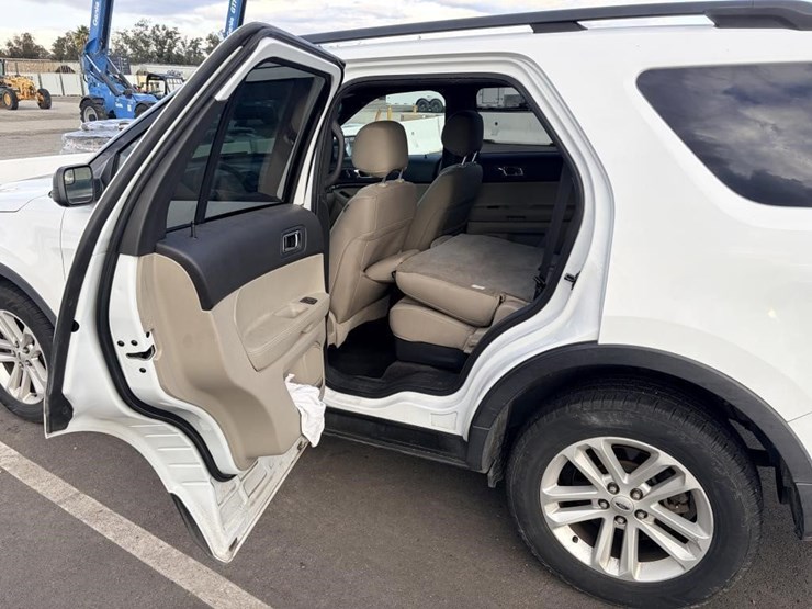 ford-explorer-image-12