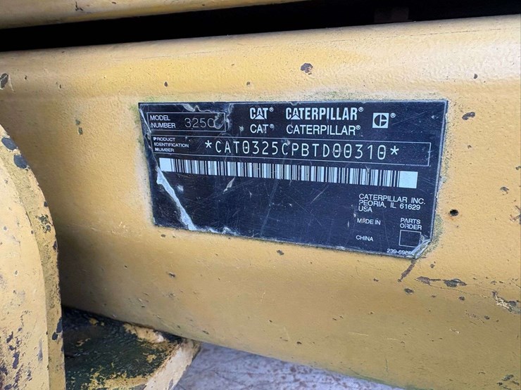 caterpillar-325cl-image-6