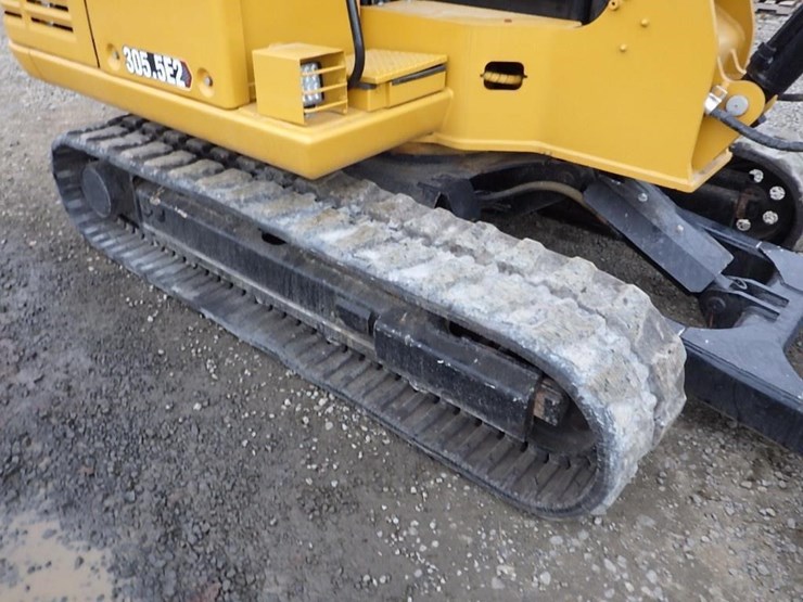 caterpillar-305.5e2-image-37