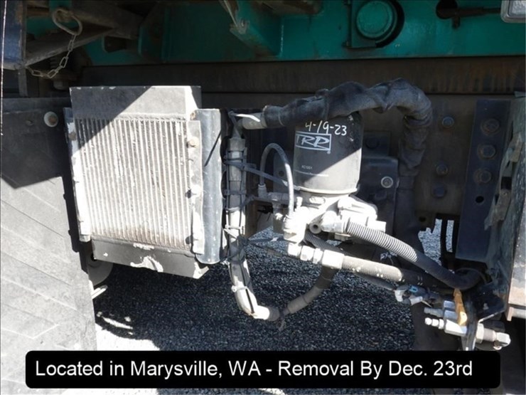 2015-wayne-curbtender-image-37