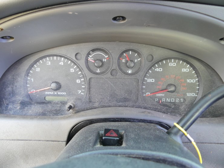 2011-ford-ranger-image-12