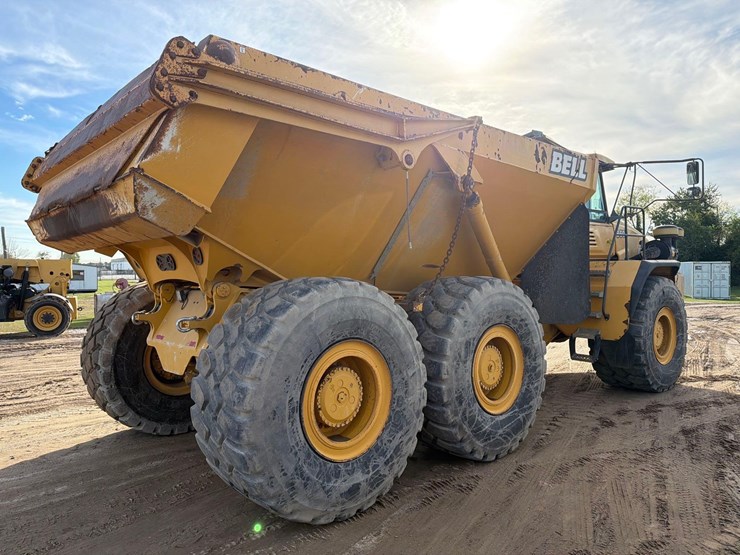 2017-bell-b50d-image-4