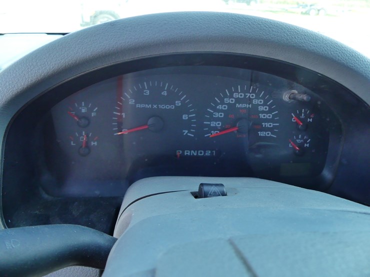 2004-ford-f150-xlt-image-11