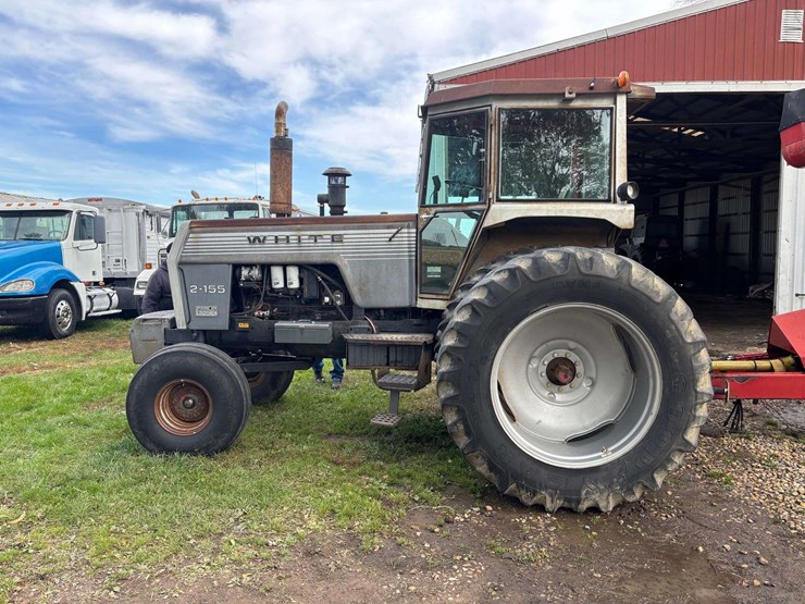 1977-white-2-155-image-5