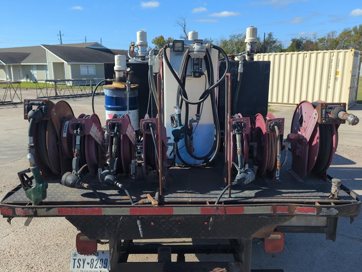 ford-f550-xl-image-6