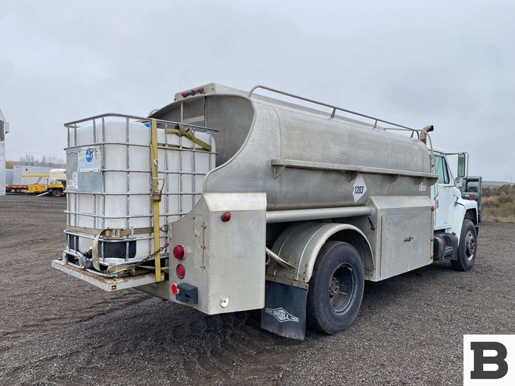 1984-international-s1954-image-5