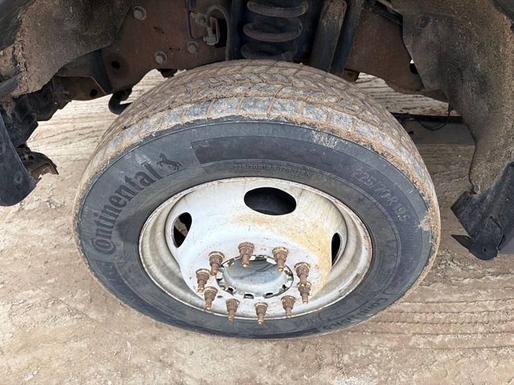 2015-ford-f450-image-17