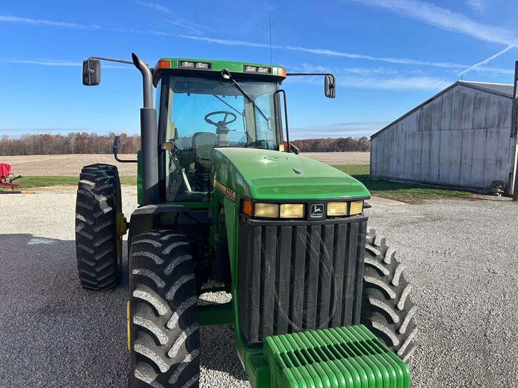 1996-john-deere-8200-image-2