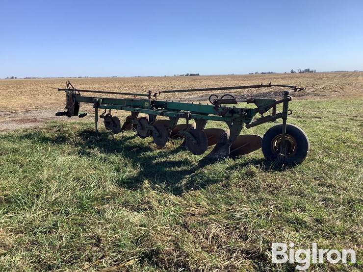 john-deere-f1350-image-1