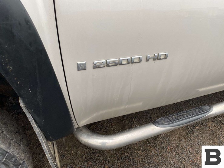 2008-chevrolet-2500-image-13