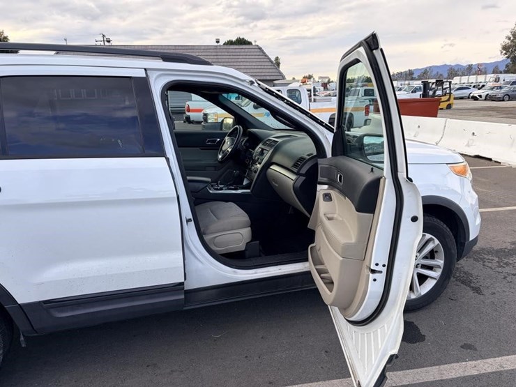 ford-explorer-image-9