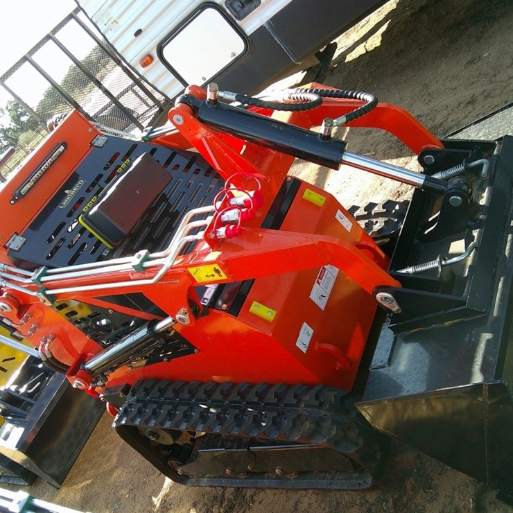 LANDHERO LDHT460 MINI SKID STEER