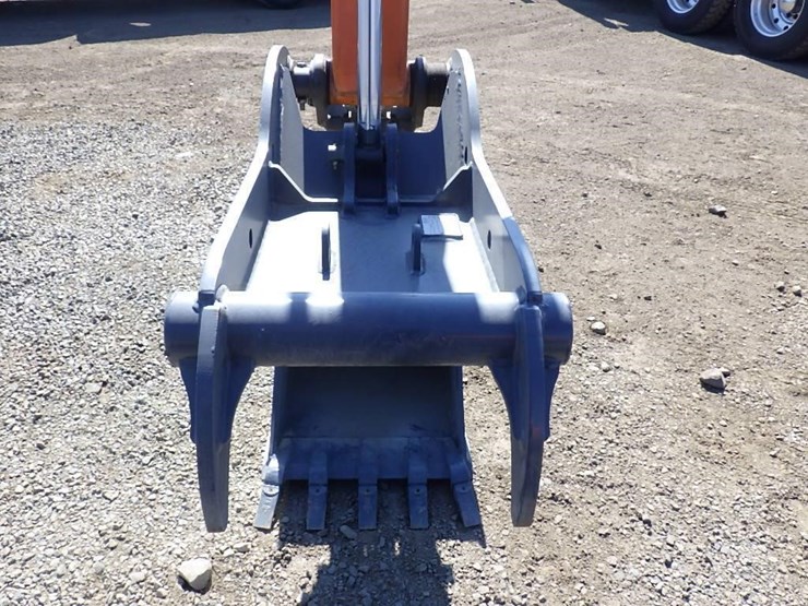 2023-develon-dx85r-3-hydraulic-excavator-image-12