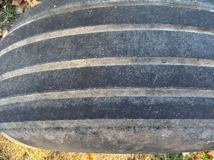 john-deere-7240-image-22