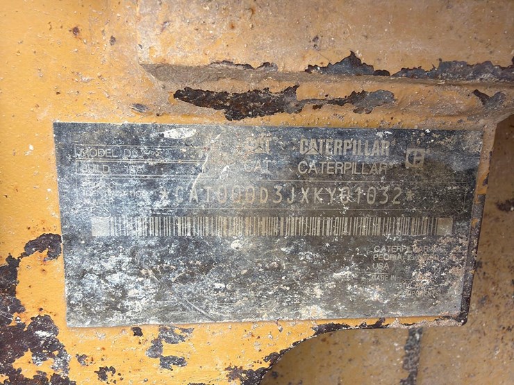 2021-caterpillar-d3-lgp-image-11