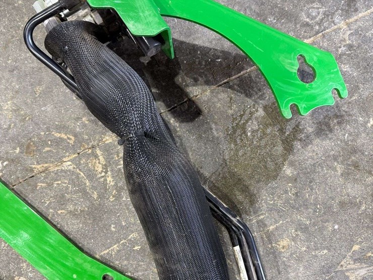 john-deere-300e-image-14