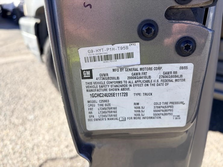 chevrolet-silverado-2500-image-15