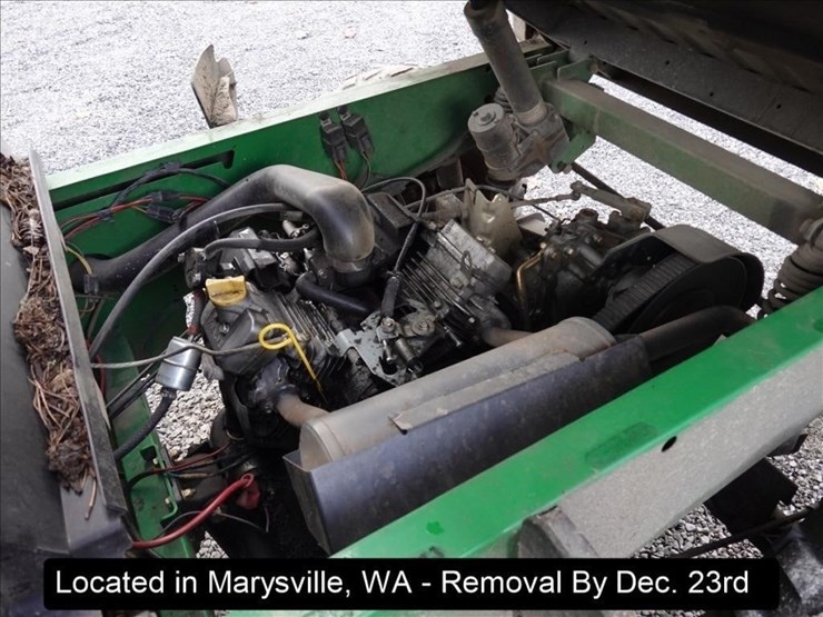 2010-john-deere-gator-image-19